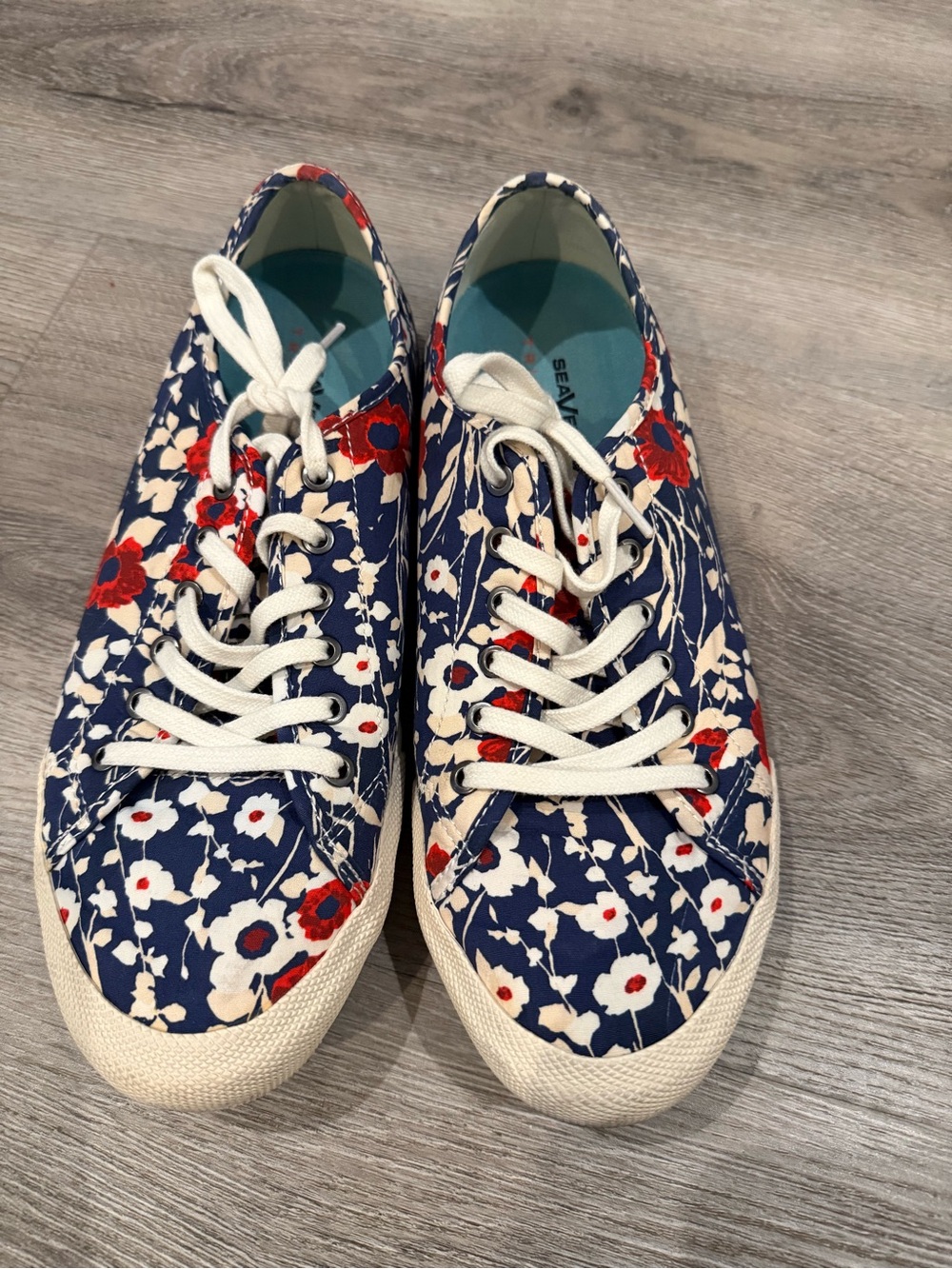 Seavees Women's Navy Floral Lace-Up Sneakers size 10